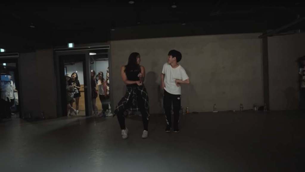 dancers at 1million dance studio in seoul, korea in a bongyoung park choreography class